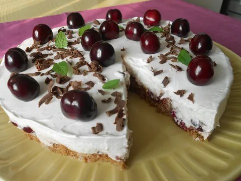 Torta od tresanja