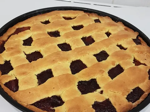 Krostata od šljiva