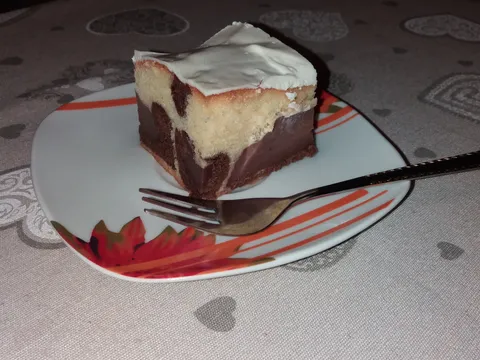 Kolac s vrhnjem