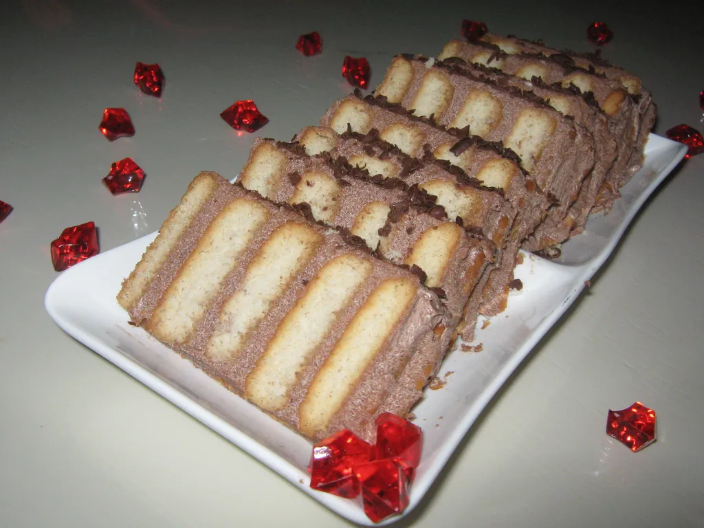Biskvit torta