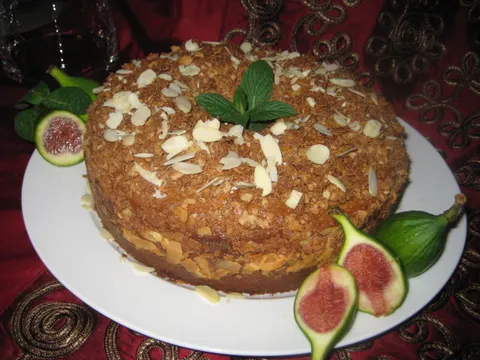 Smokva-badem kolac