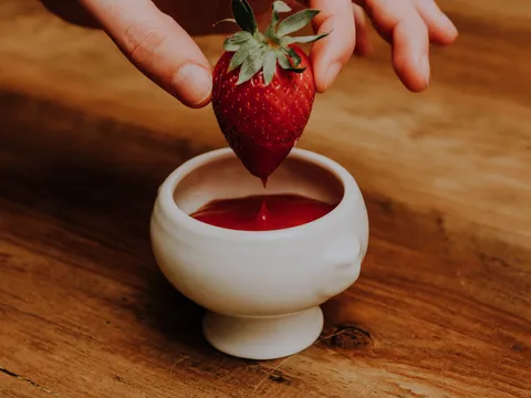 Jagode, banane i ketchup? Ne, nije popis za kupovinu, znanost kaže da se to jede - zajedno