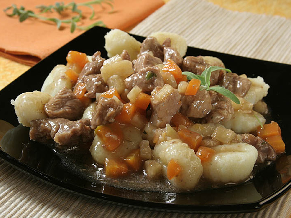 Muschi de manzat cu vin