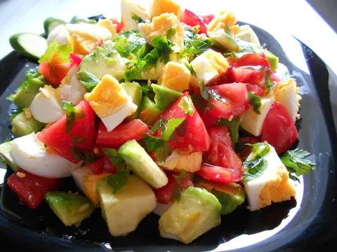 Salata sa avokadom