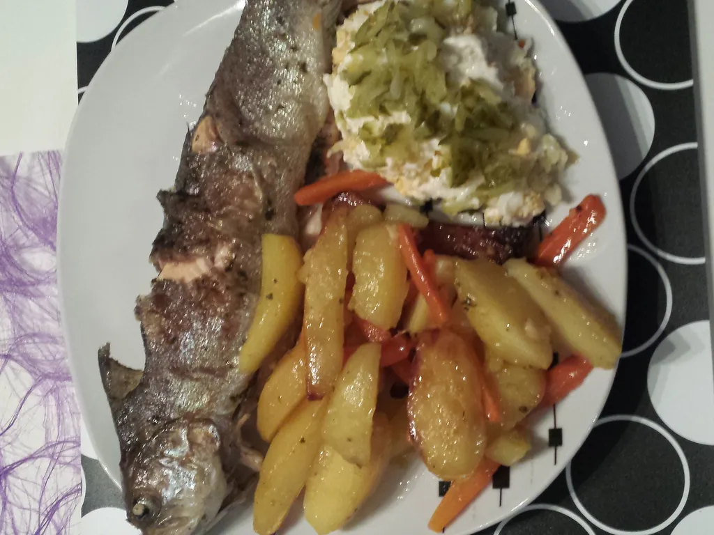 Pastrmka sa krompirima