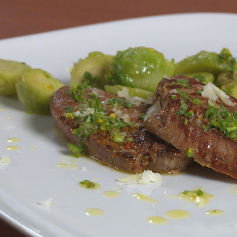 Hovězí svíčková s ovčím sýrem