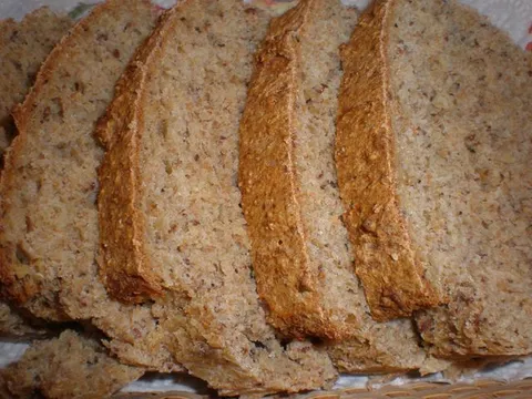 Domaći kruh 05 &#8211; sa klicama