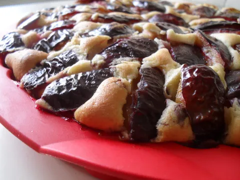 Mmmmm....Kolac sa Sljivama