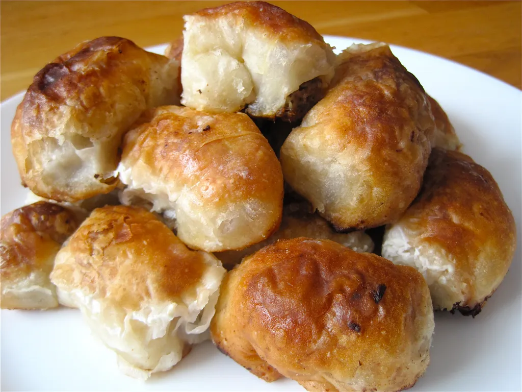 Mantije