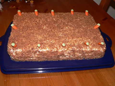 kolac sa mrkvom