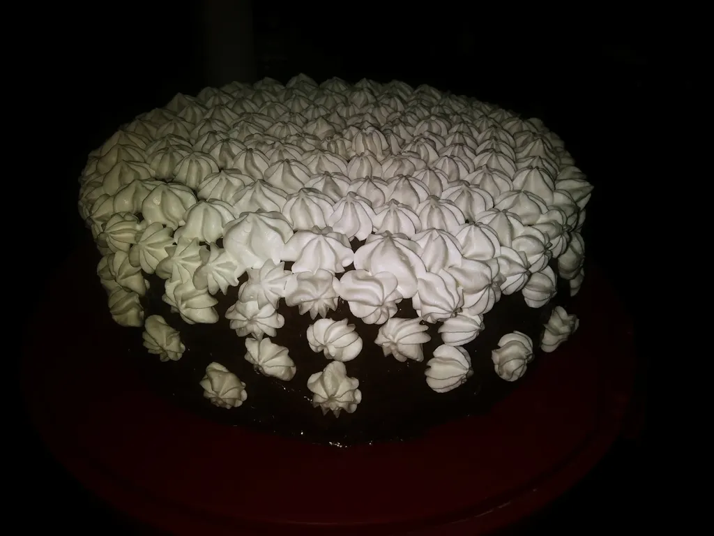 My chocko bomb cake:)