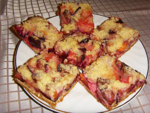 Elenina pita sa šljivama ili Zwetshkenkuchen