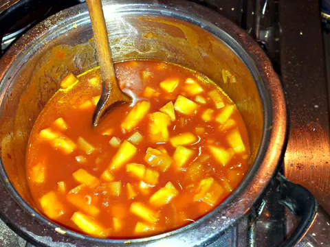 Sweet and sour sauce