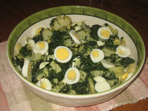 Salata od krompira i spinata