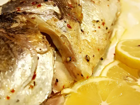 Marinirana riba sa tave