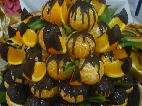fruits plater