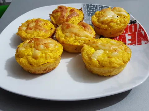 Muffin s rižom i svježim sirom