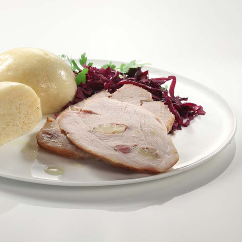 Friptura de porc cu varza rosie si galuste