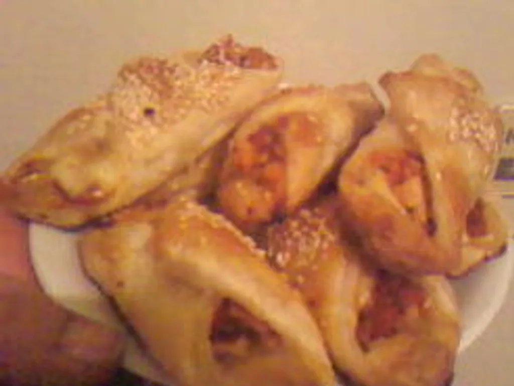 Pastetice sa sirom i slaninom