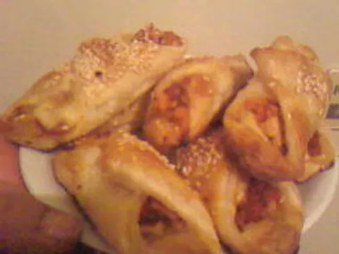 Pastetice sa sirom i slaninom