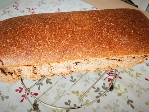 Štruca od pirovog brašna