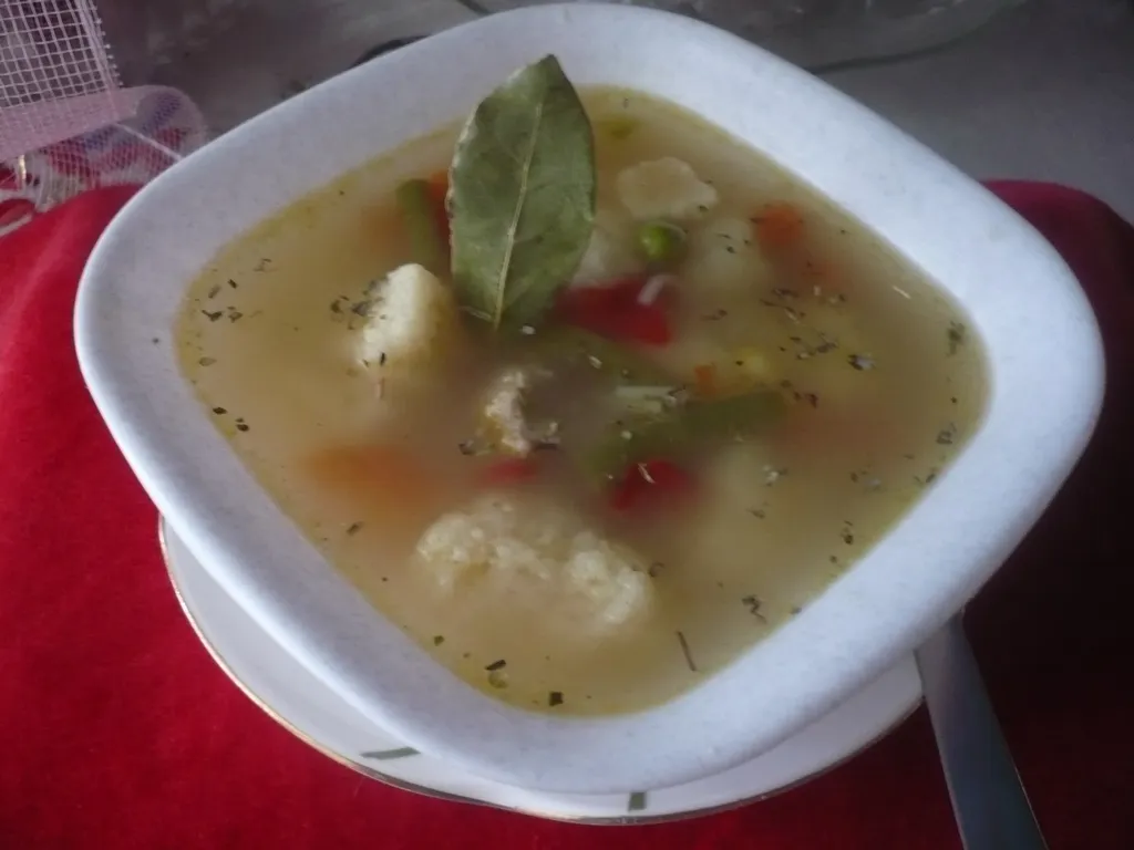 Juneca corba sa griz knedlima by mama