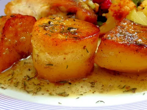 Buttery Chicken Potatoes