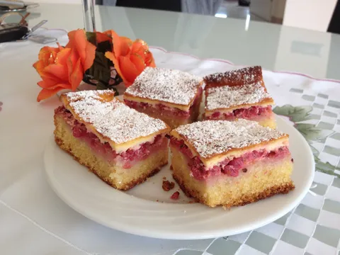 Kolač od ribizla sa mileramom