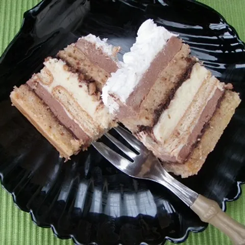 Posna kinder torta