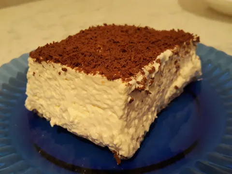 Kolač sa keksom i puding kremom