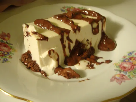 BIJELA PANNA COTA
