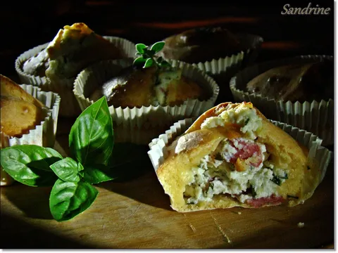 Ricotta picante muffins