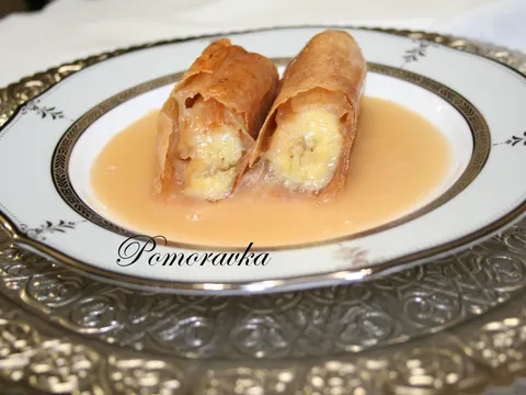 Banane u kosulji prelivene karamel kremom