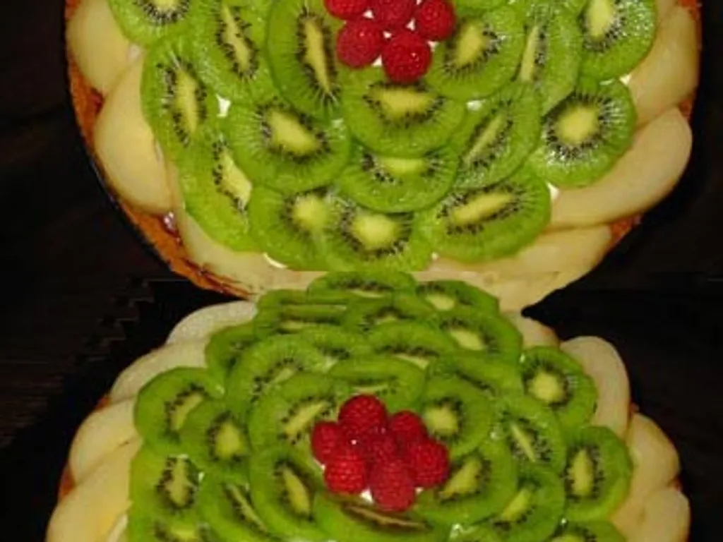 Tart od kivija i kruske