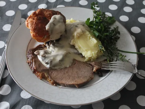 Blagdanska pecenka