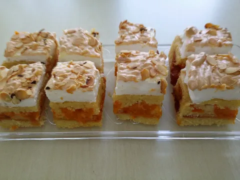 Najsocniji kolac sa kajsijama by Pomoravka