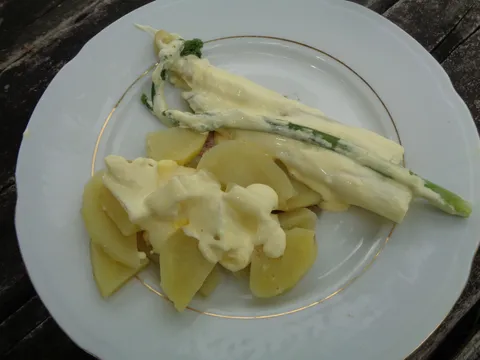 Šparoge u umaku