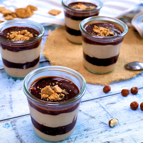 Lino mousse s lieskovými orieškami 