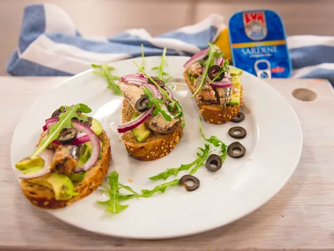 Ravno s palube ribarice: 3 ultrabrza recepta za riblji snack