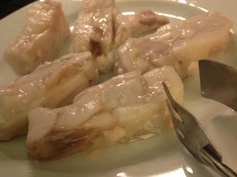 Kuvana bela riba