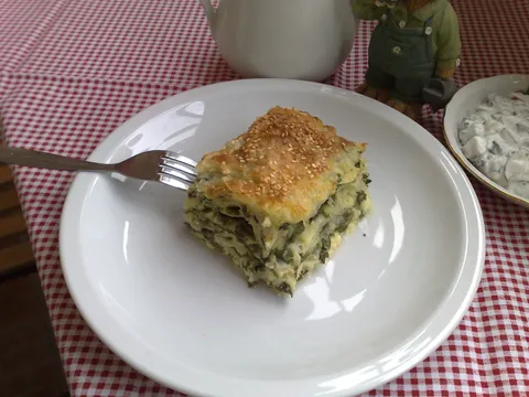 PITA SA SPANACEM I SIROM
