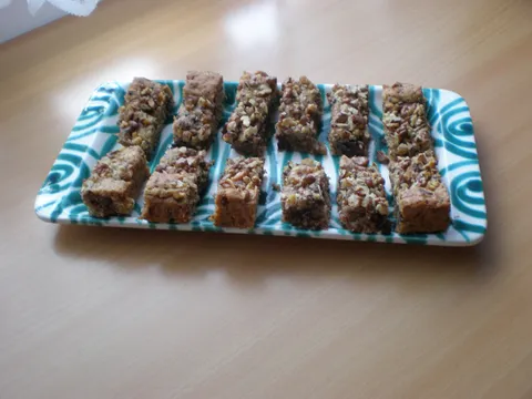Stanglice sa orasima i cokoladom