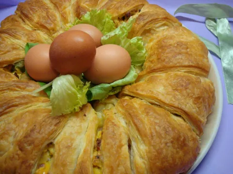 Vijenac od jaja, brokule i šunke