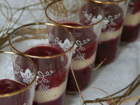 Vege voćni desert