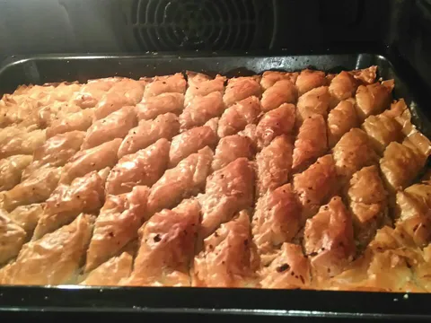 baklava se pece