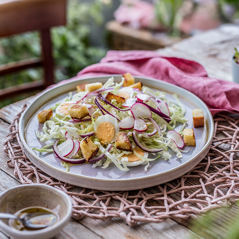 Farebný jarný šalát