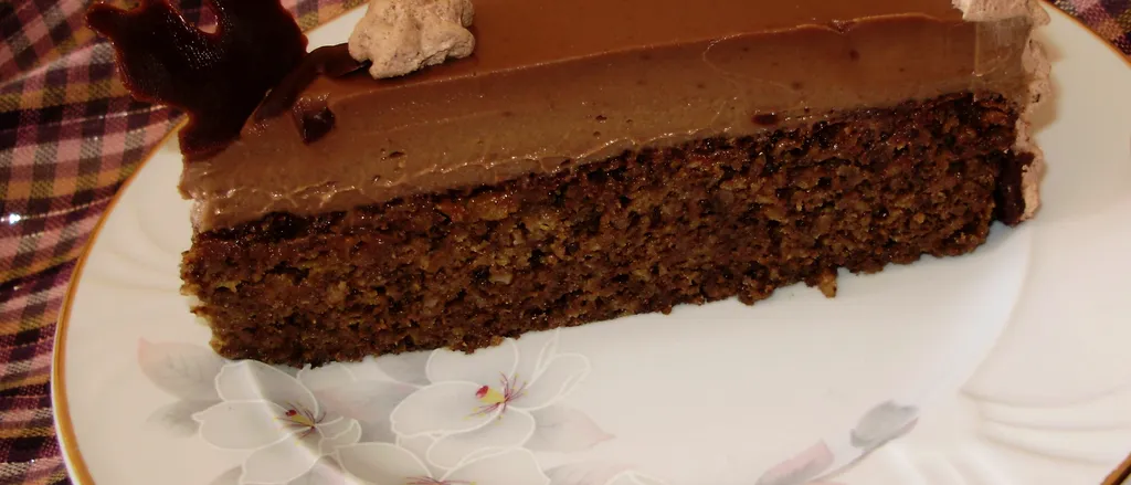 Torta sa bananama narancom i cokoladom