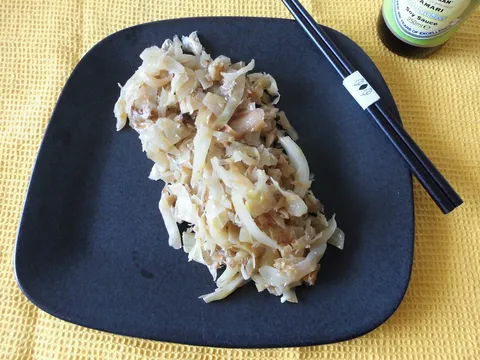 Kupus i tuna na japanski