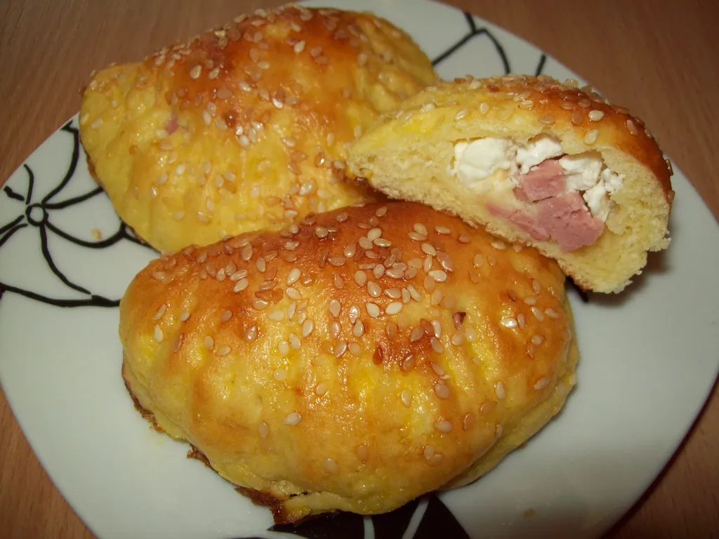Pogacke sa sunkom