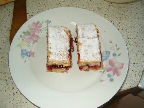 jednostavni kolač sa šljivama